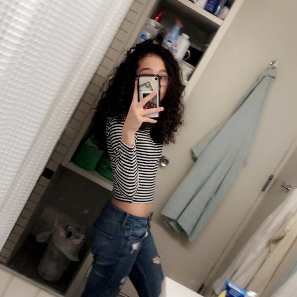 Meet your Posher, Ana